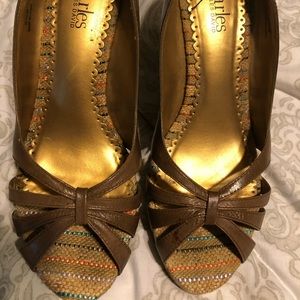 Charles David wedge peep toe